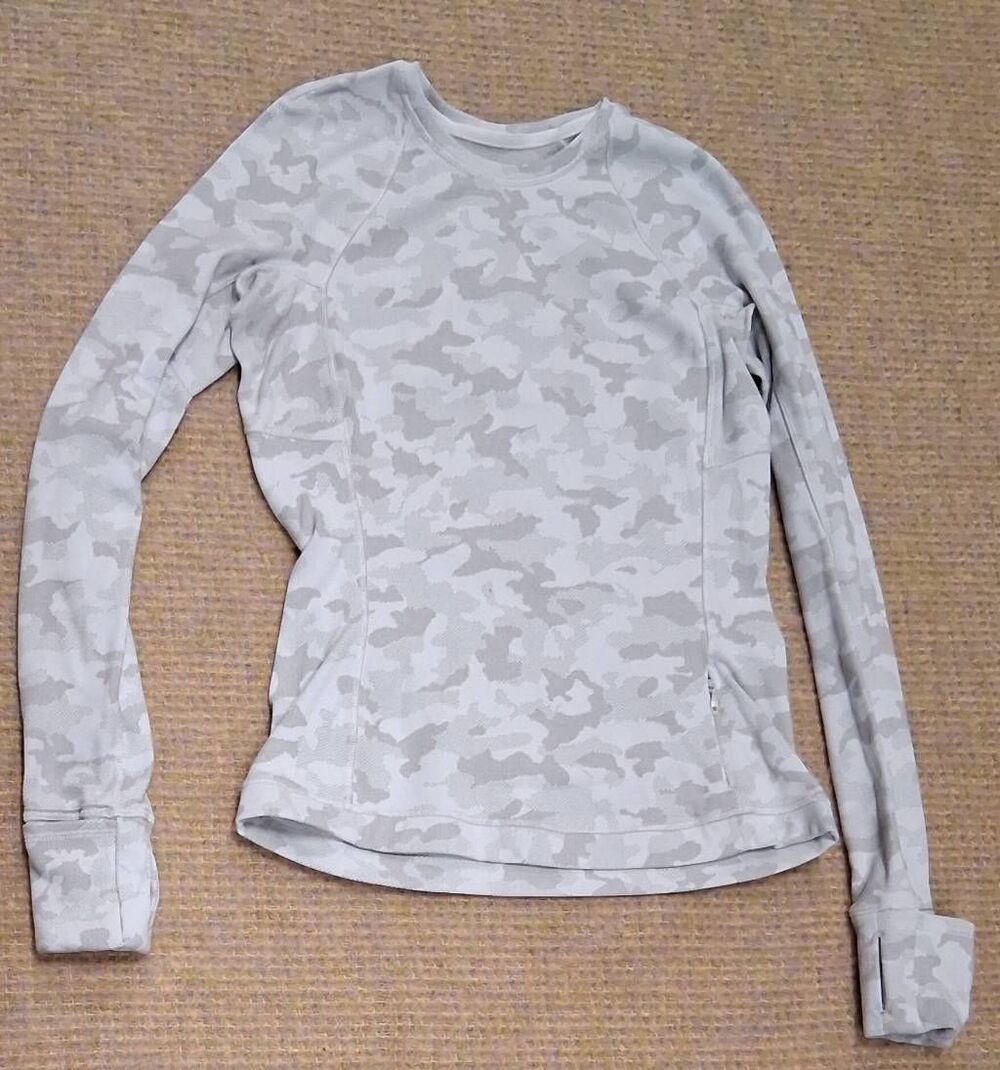 Lululemon womens size 6 cream camou running sweatshirt crewneck Activewear